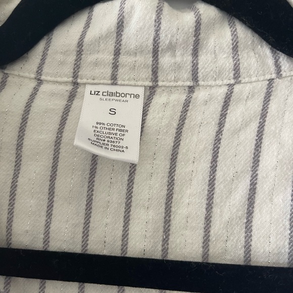 Liz Claiborne Pajama Set - Picture 2 of 6